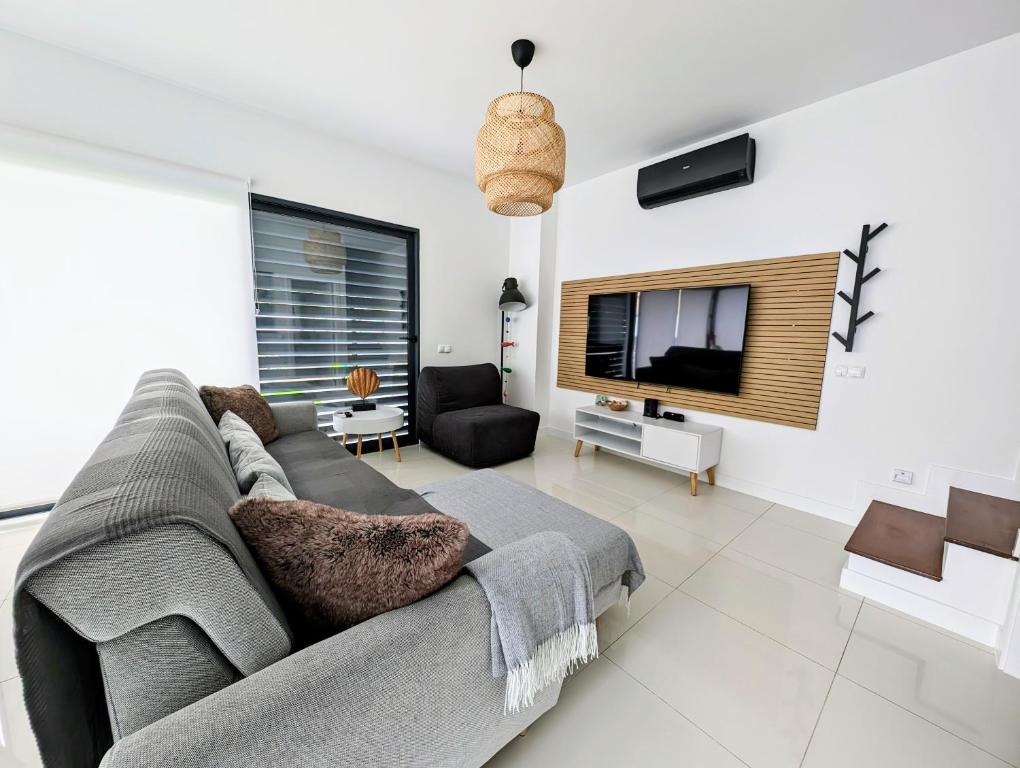 Vila Mero Beachfront Villa